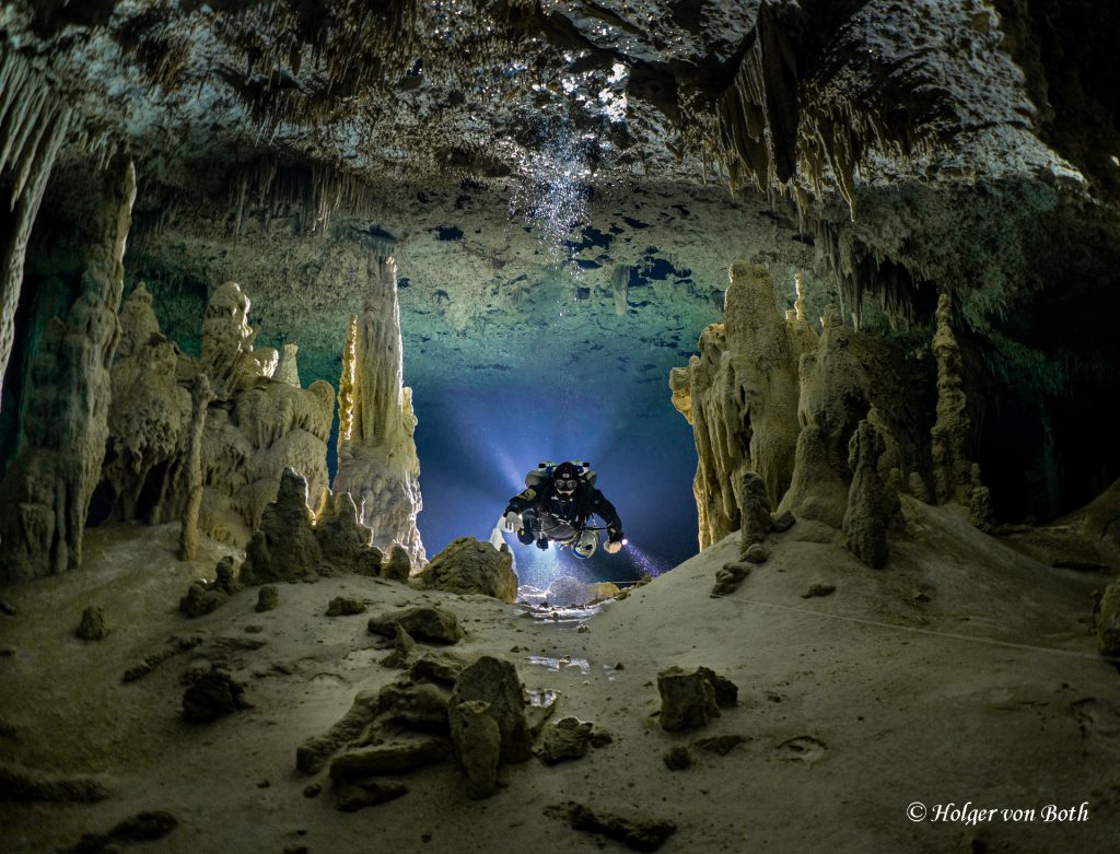 Cenote Nohoch-Nah-Chich, Tulum, Mexico