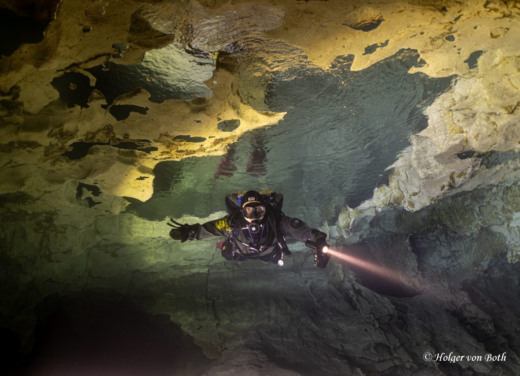 Hungarien underwater worlds, Molnar Janos cave system, Budapest, Hungary