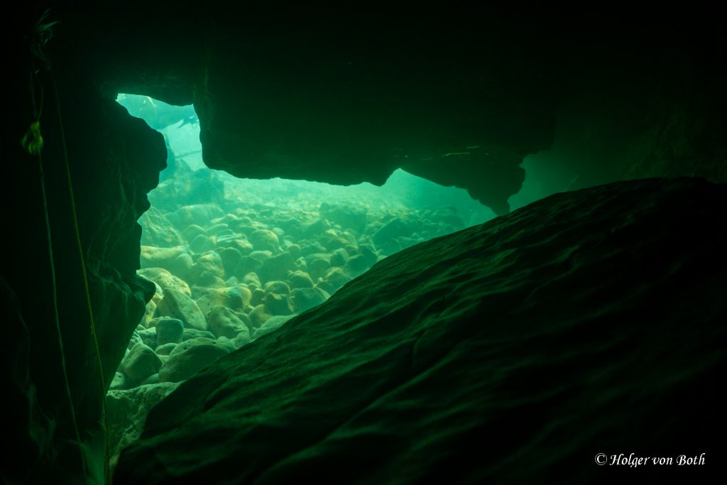 French underwater worlds, Source Bleu de Cusance, Jura, France