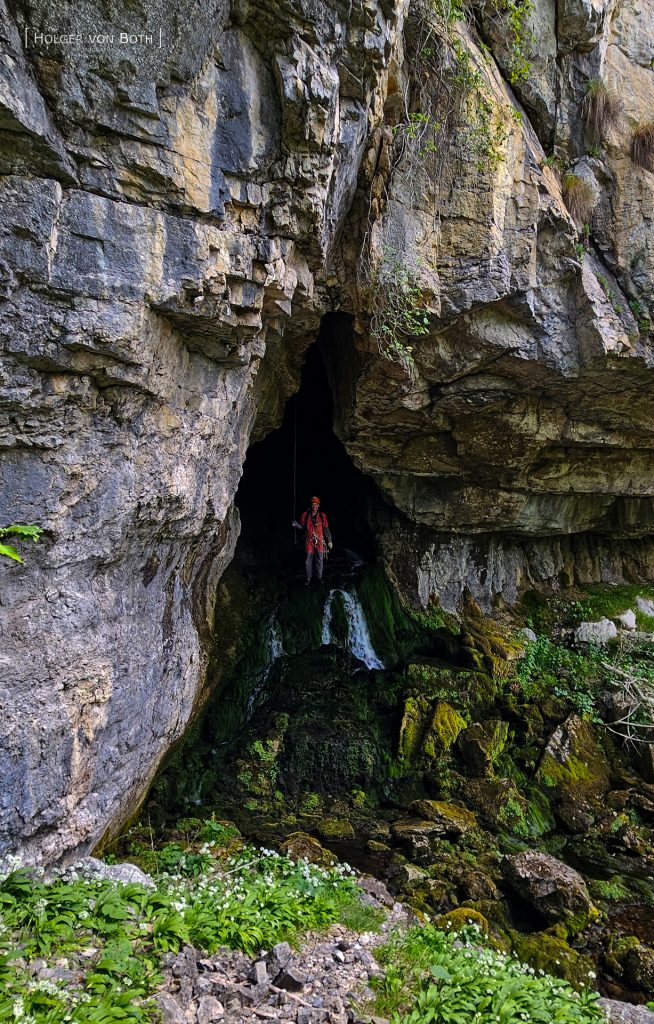 Holger is exploring the entry of Brandloch cave