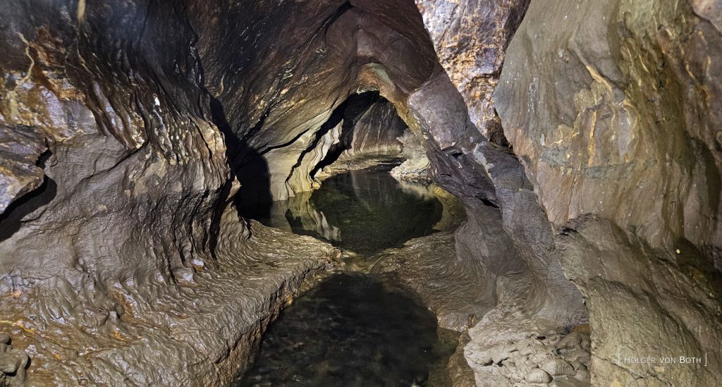 Lave within the cave